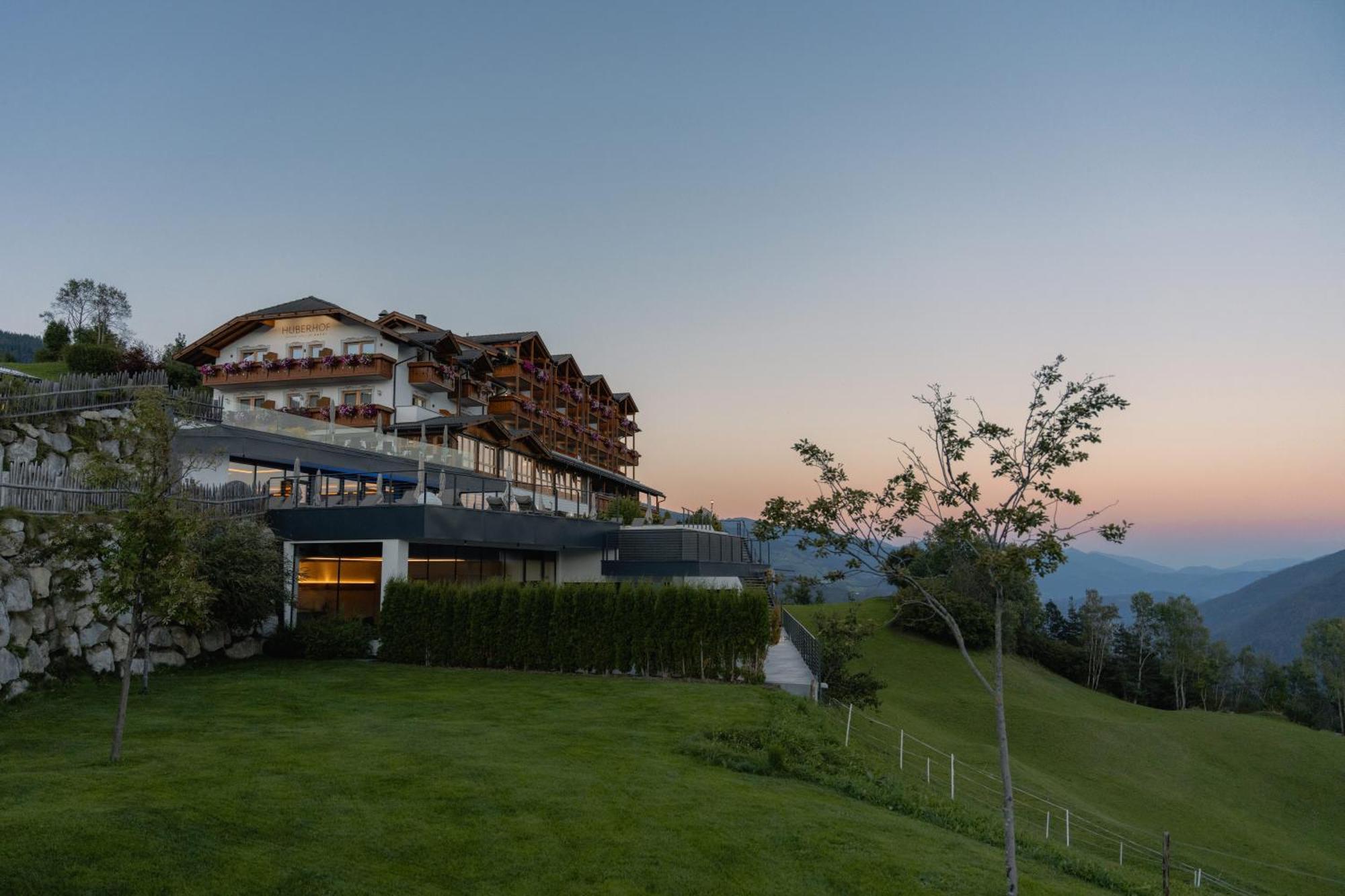 Panoramahotel Huberhof Maranza Extérieur photo
