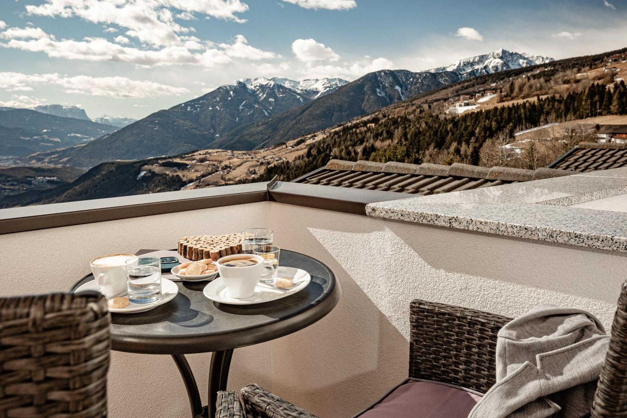 Panoramahotel Huberhof Maranza Extérieur photo
